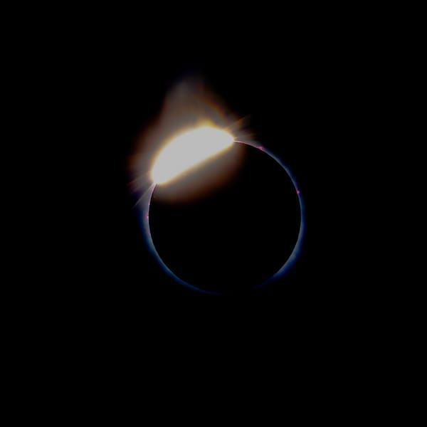 24 Solar Eclipse 19  Diamond Ring