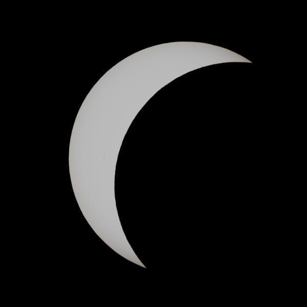24 Solar Eclipse 12