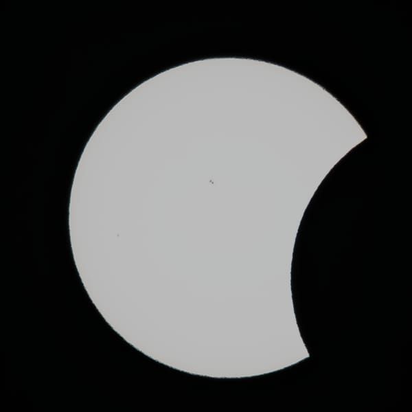 24 Solar Eclipse 4